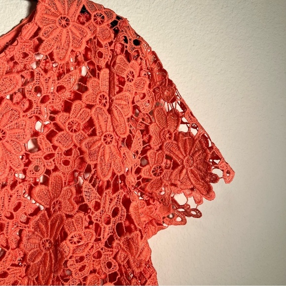 Liz Claiborne Orange Lacy Overlay Top to be Worn with Camisole Underneath. - Picture 3 of 9